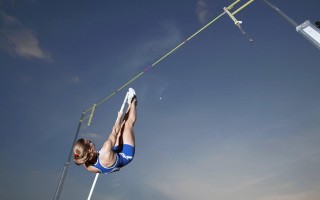 体育足彩网|伯恩茅斯补时绝杀热刺3-2引爆激情，赛后球员与球迷紧张对峙