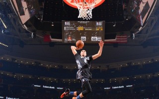 体育足彩网_37岁马塔赛季三度闪耀澳超全场最佳，老将心声，足球之乐永存心间