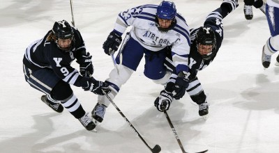 足彩网：巴萨后防核心克里斯滕森或迎转会，经纪人已开始物色新东家